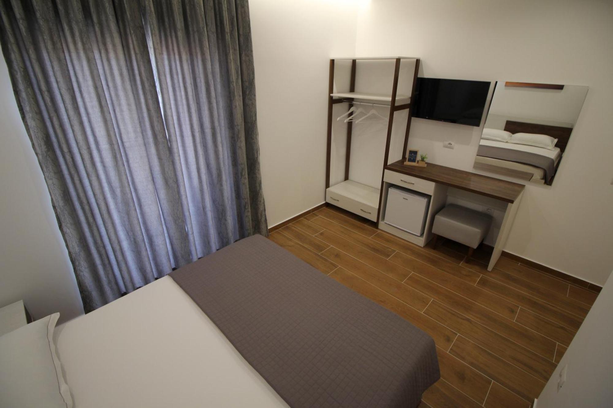 Eden Suites&Apartments Sarande Exterior photo