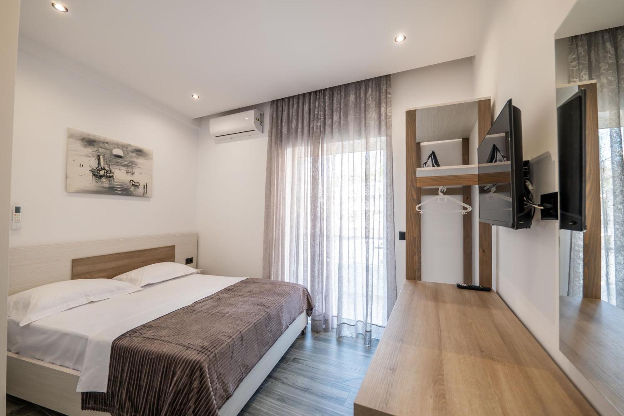 Eden Suites&Apartments Sarande Exterior photo